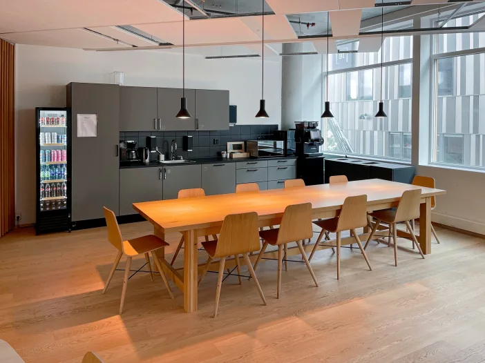 Møterom og fellesområde hos Regus Powerhouse